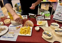 664-biocoop-au-gre-des-saisonsfete-des-vins-et-des-fromages-12.webp